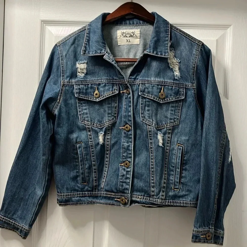 So Nikki Girls  size XL denim jacket